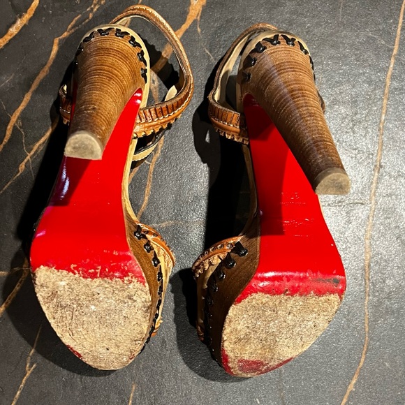 Louis Vuitton Women platform heels - Picture 3 of 3